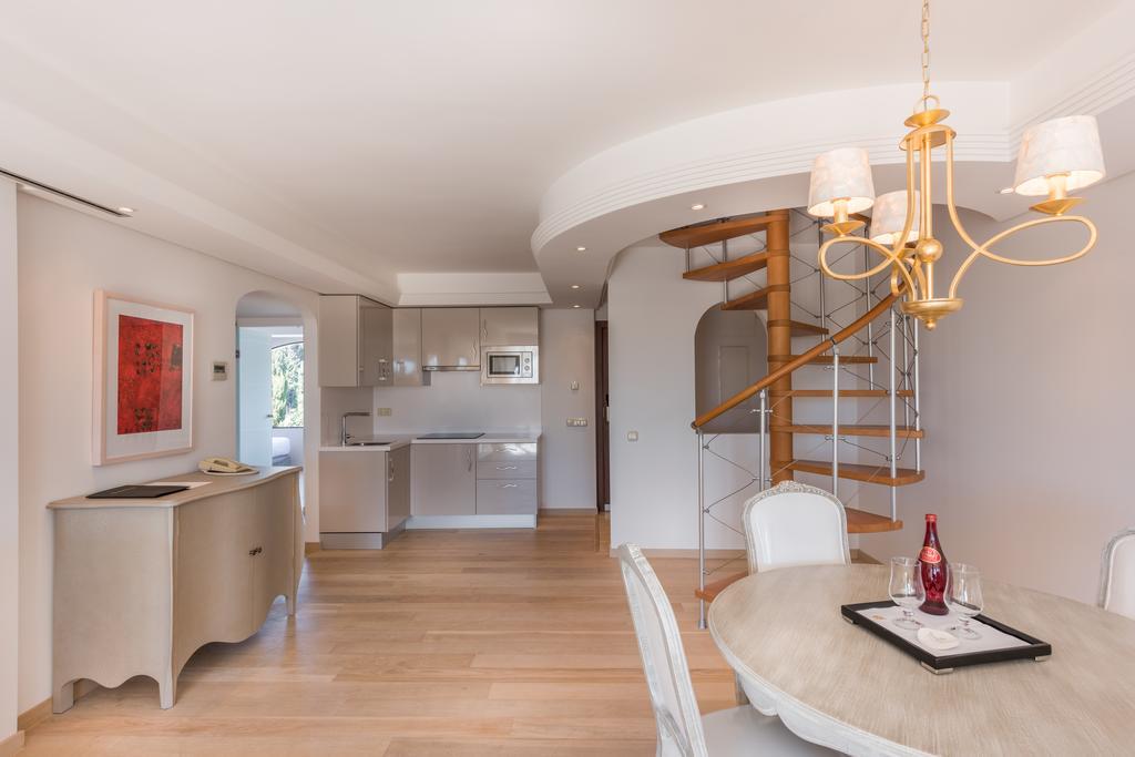 Las Dunas Suites & Apartments Estepona Rum bild
