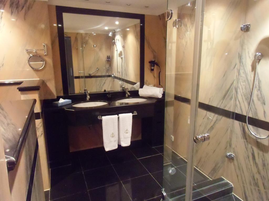 Las Dunas Suites & Apartments Estepona Rum bild